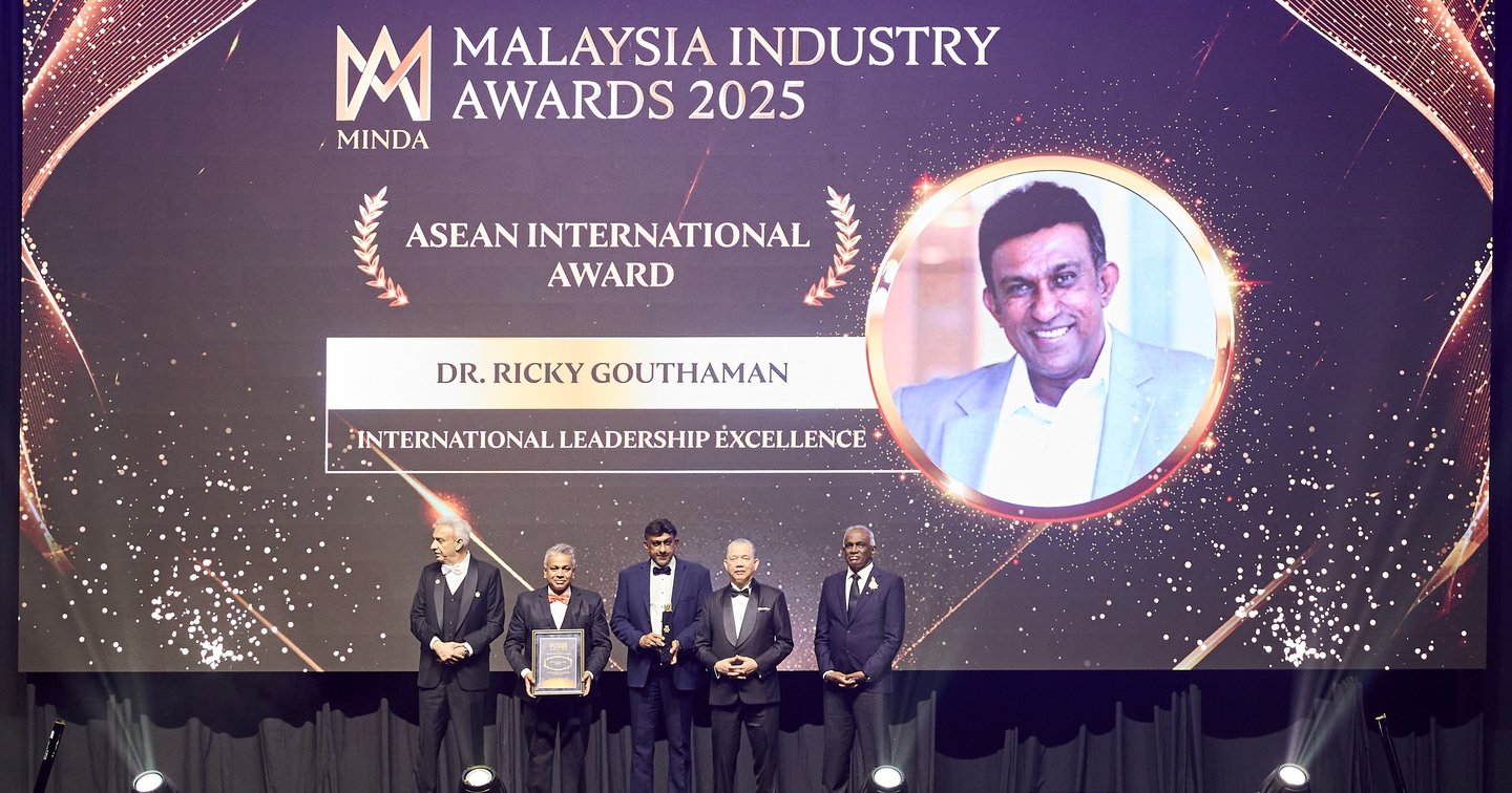 Celebrating Excellence: Dr Ricky Gouthaman Receives ASEAN International Award for Leadership Excellence